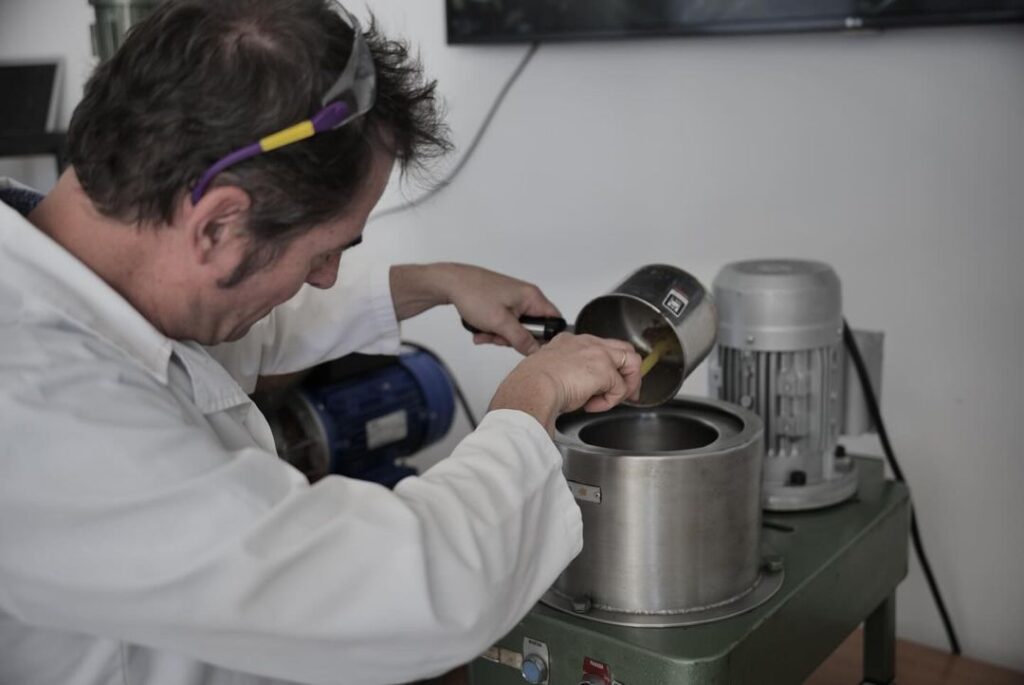 talleres oleoescuela producción aceite microalmazara