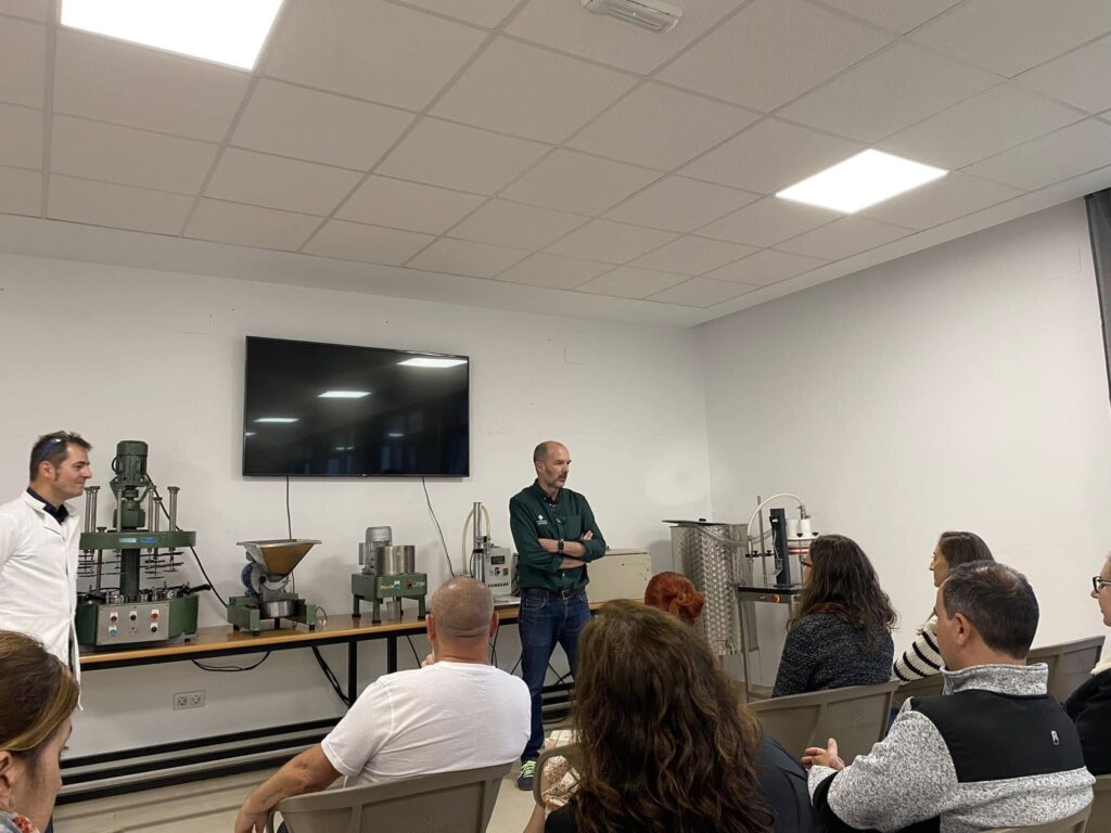 talleres cata y producción de aceite de oliva